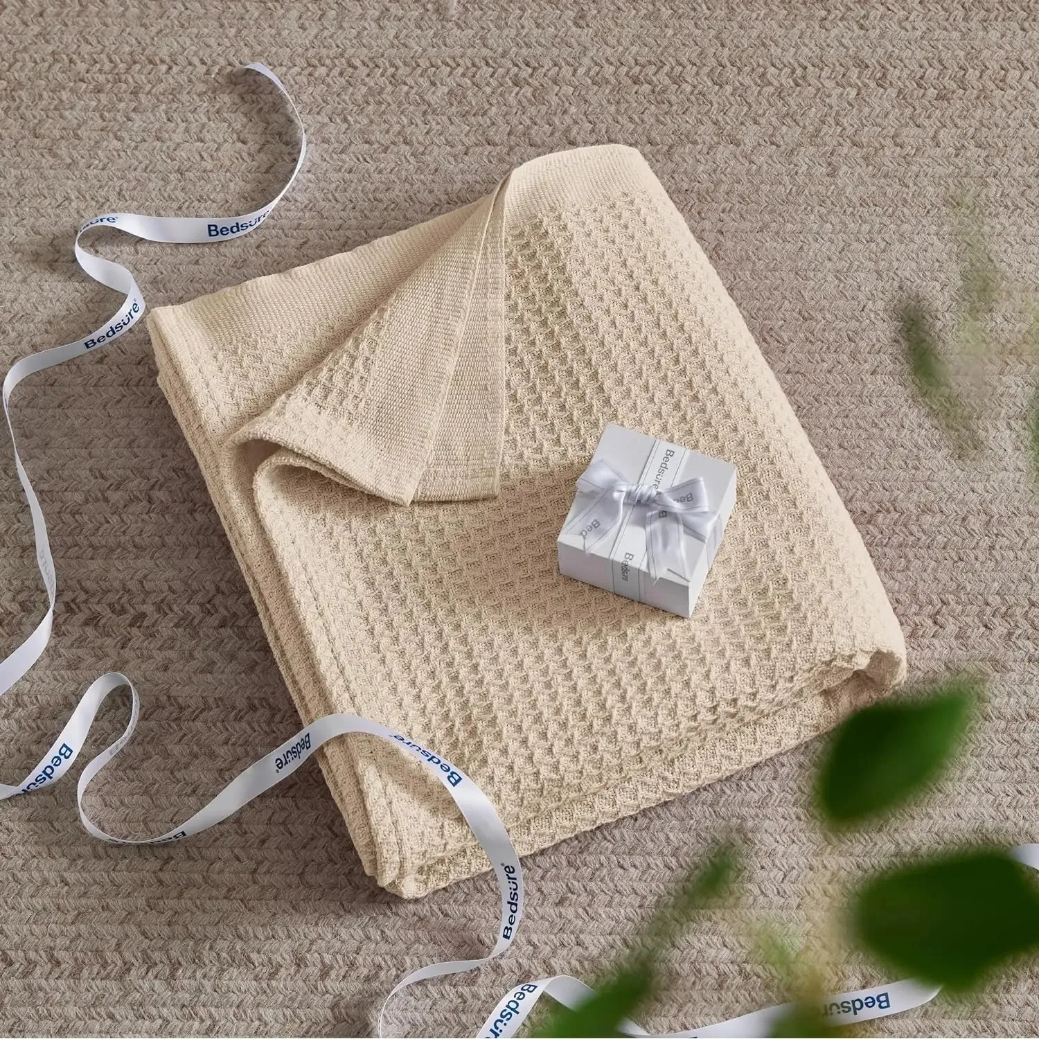 Bedsure 100% Cotton Waffle Weave Lightweight Blanket