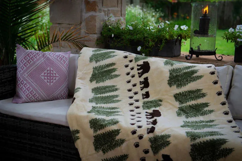 Pearl Denali Bear Denali Microplush™ Rustic Lodge Throw Blanket