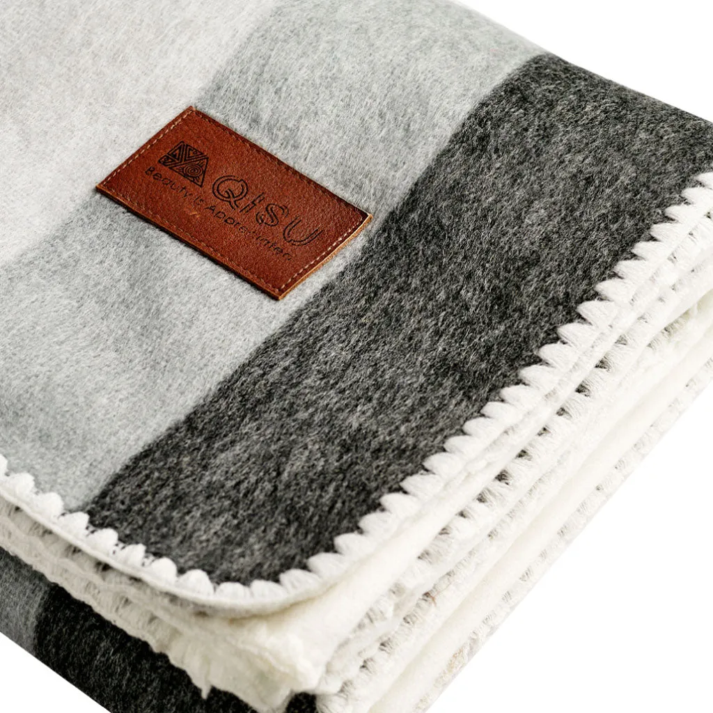 QISU Grey Stripe Alpaca Throw Blanket – Timeless Comfort, A Thoughtful Christmas Gift